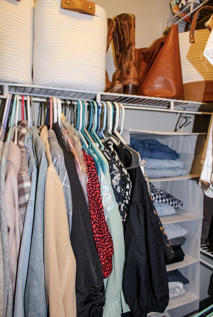 Small Apartment Hacks 5 Steps to Organize Your Tiny Closet Mozie