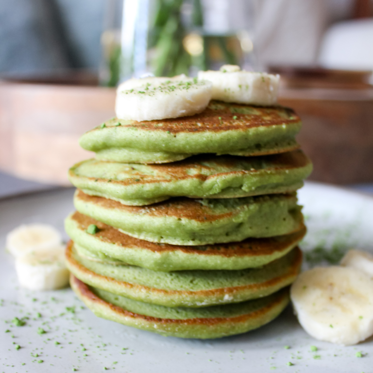 Leprechaun Green Matcha Pancakes : Easy St. Patrick’s Day Recipes