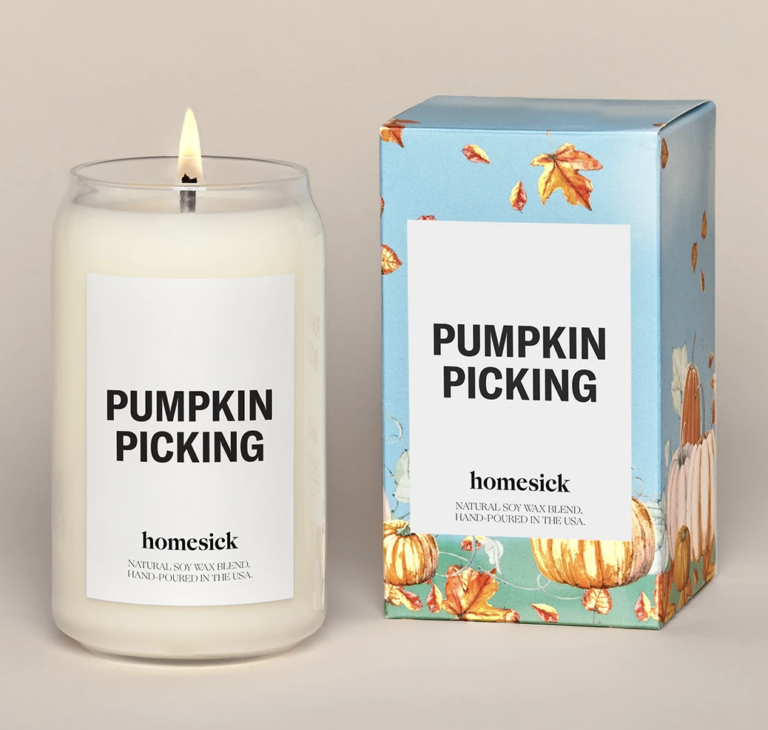 35 of the Most Popular Candle Scents Every Girl Needs for the Holidays