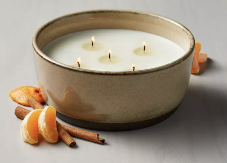 35 of the Most Popular Candle Scents Every Girl Needs for the Holidays