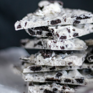 The Best White Chocolate Oreo Bark