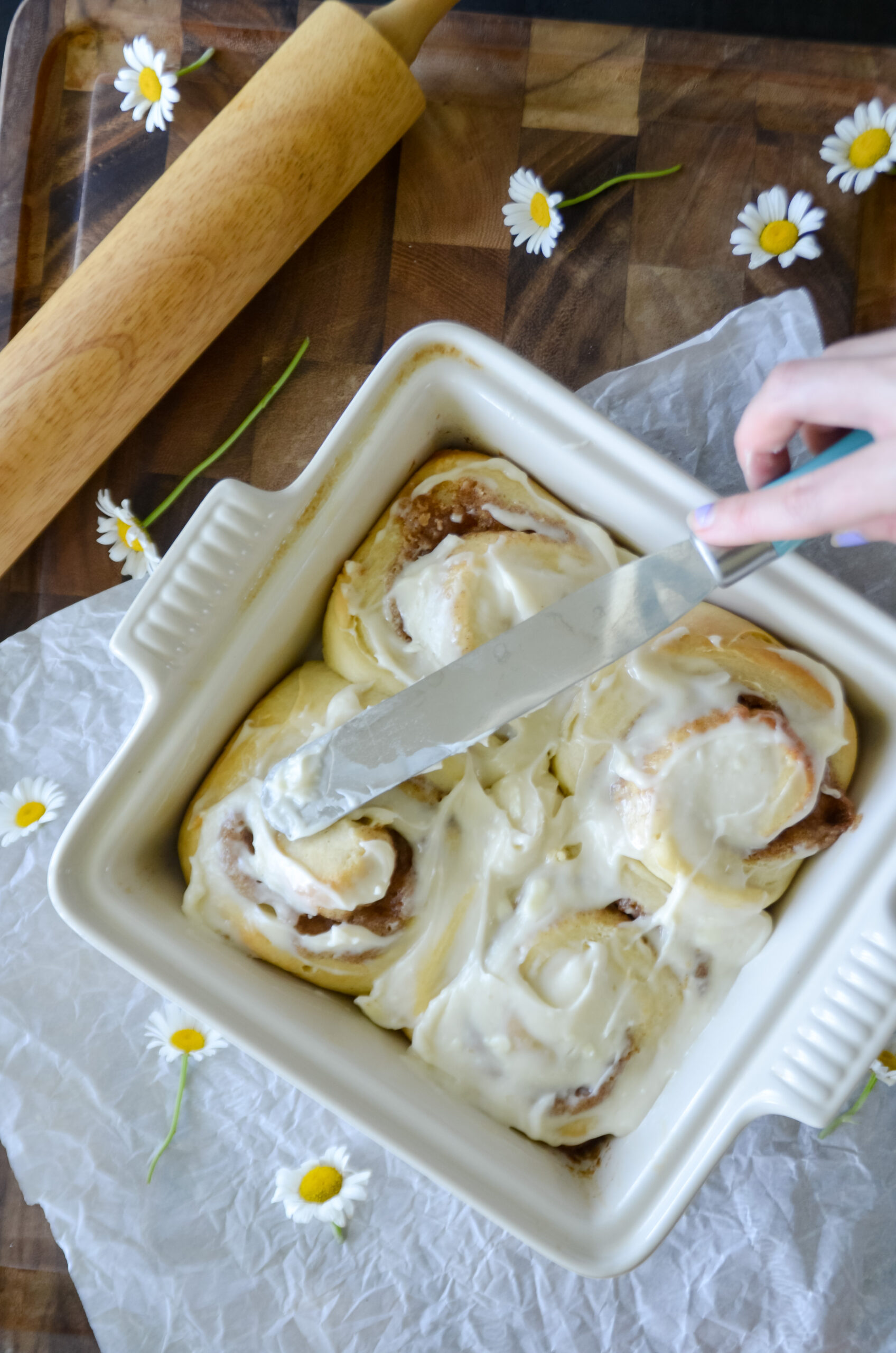 The Best Cinnamon Rolls Ever Aunt Jenis Cinnamon Rolls Mozie