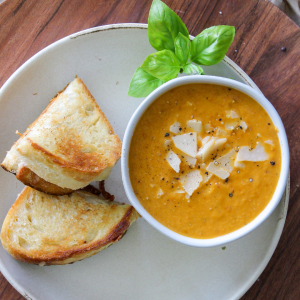 quick and easy creamy roasted tomato basil soup