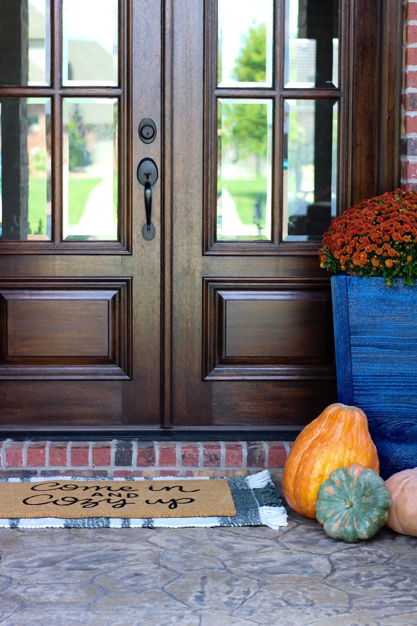 Simple Fall Decor for Small Front Porch 2022 Mozie