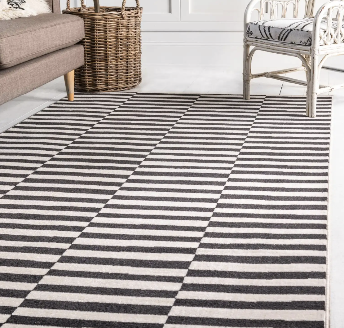 16 Stylish and Affordable Living Room Area Rugs That’ll Tie Your Room ...