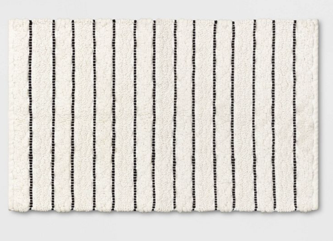 12 Best Modern Bath Mats to Elevate Your Bathroom