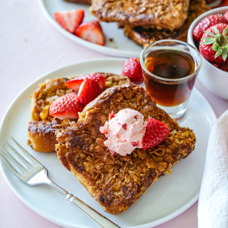 Frosted Flake French Toast With Whipped Strawberry Butter - Mozie