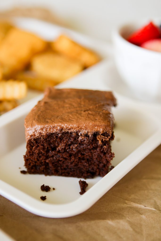 the best lunchroom chocolate sheet cake
