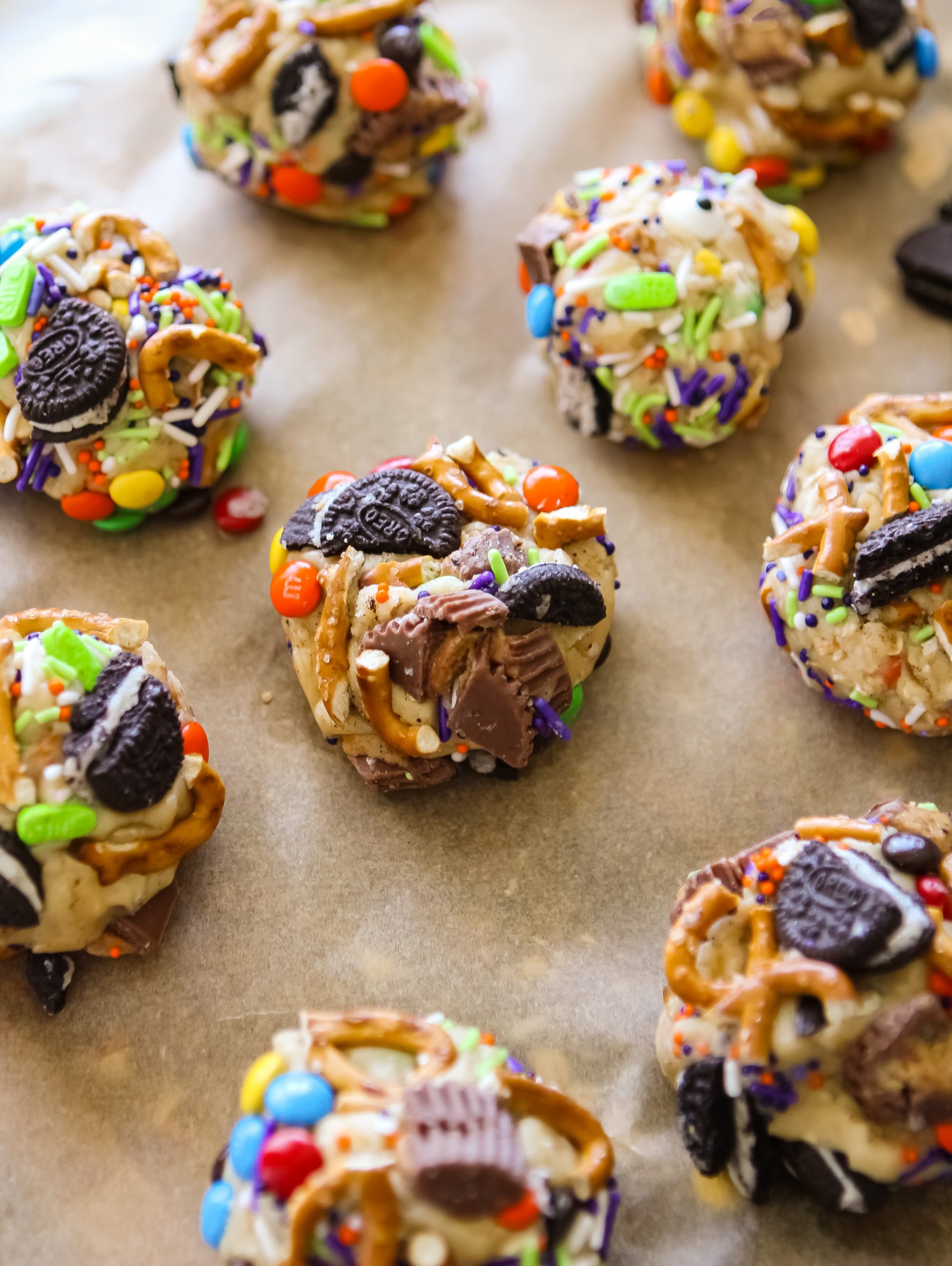 Halloween Candy Monster Cookies Mozie halloween-candy-monster-cookies-mozie