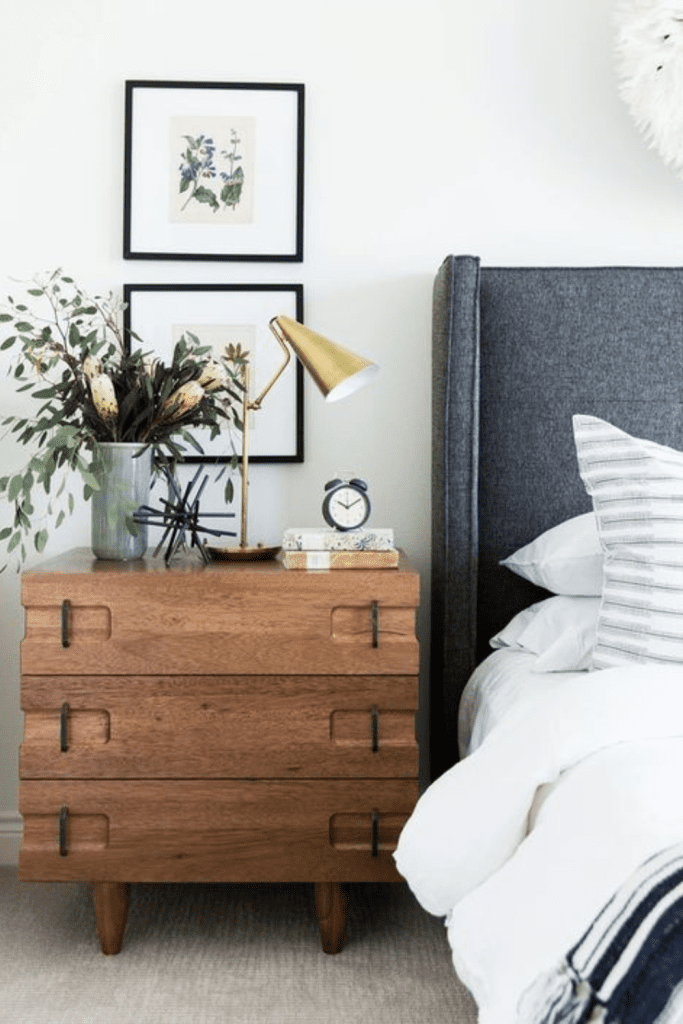 9 Gorgeous Nightstand Decor Ideas to Upgrade Your Bedroom - Mozie