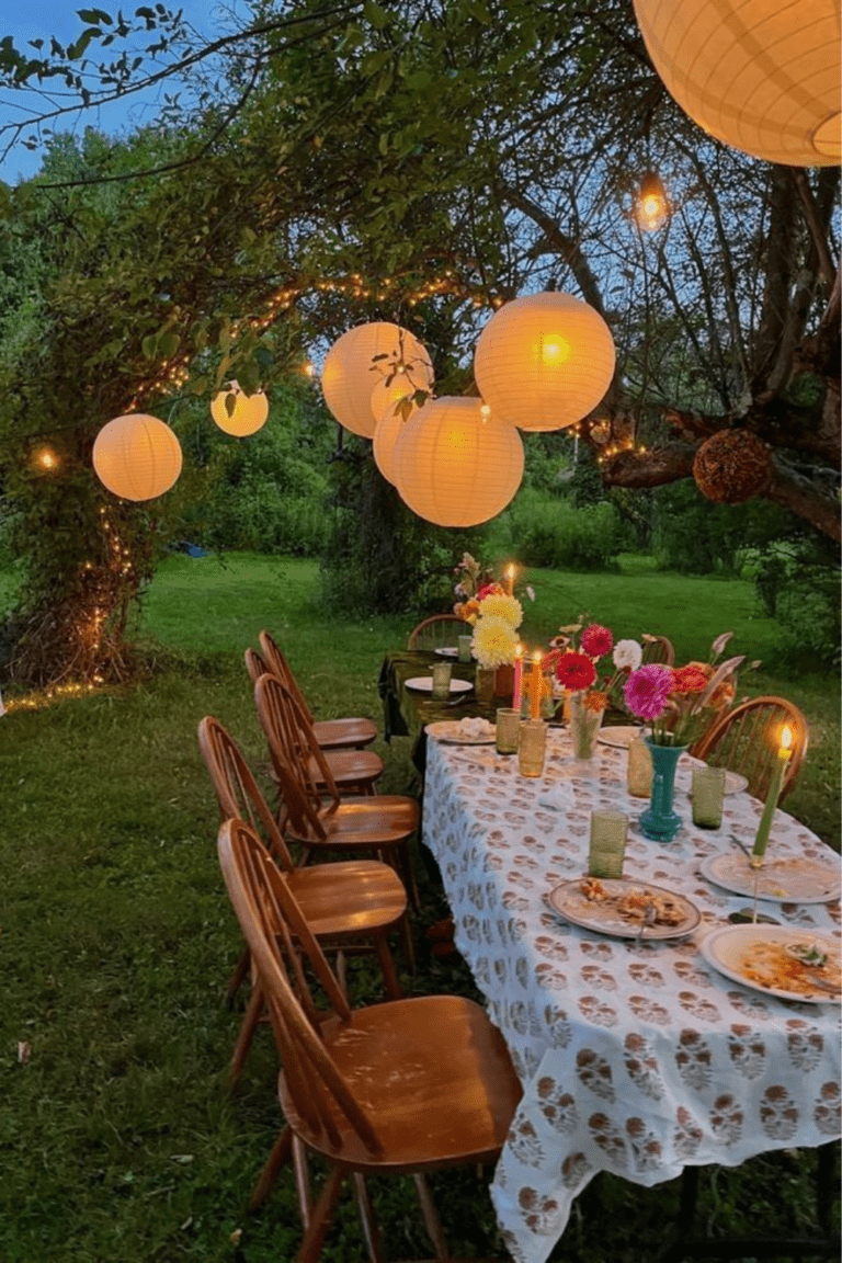 16 End of Summer Party Ideas to Make the Most of the Season - Mozie