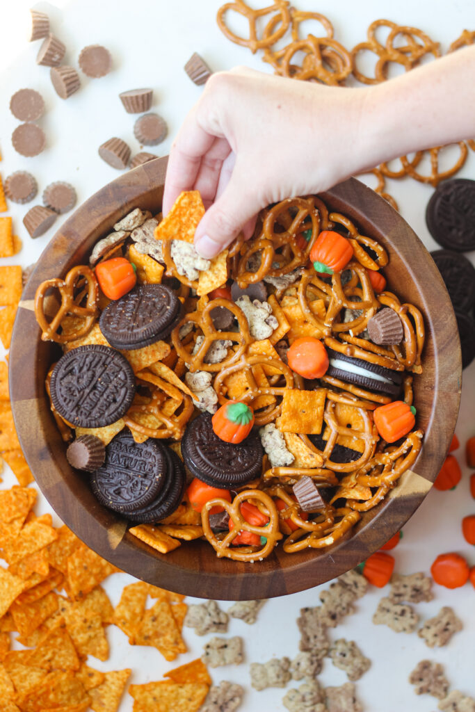 Fall Movie Night Snack Mix