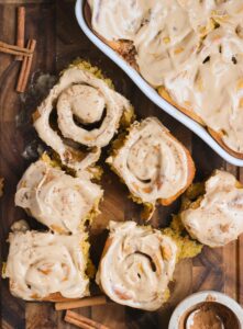 Pumpkin Spice Latte Cinnamon Rolls