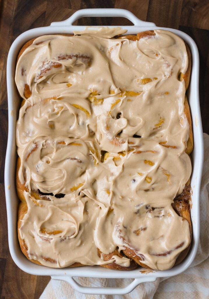 pumpkin spice latte cinnamon rolls