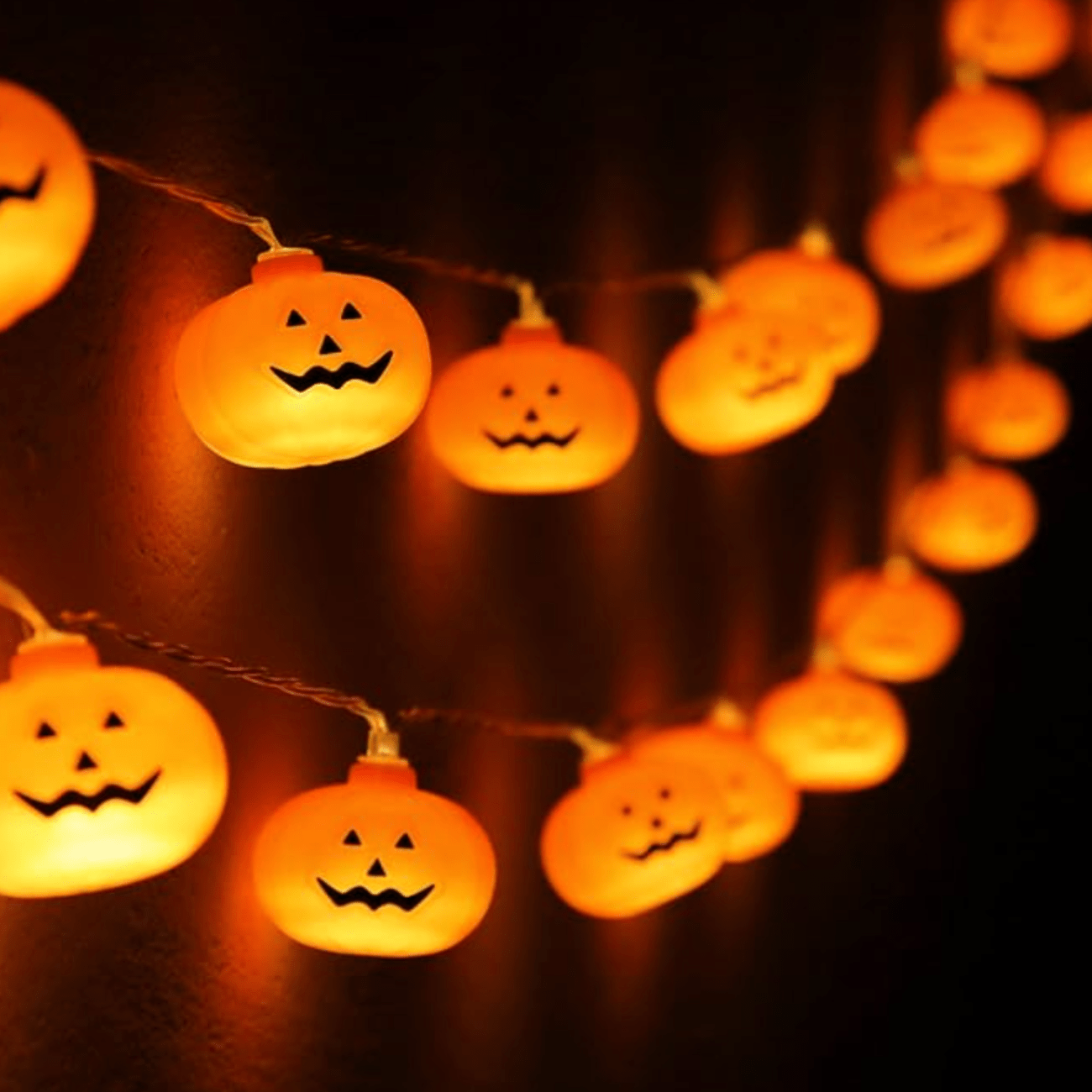12 Fall Front Porch Decor Ideas to Make a Cozy Entrance - Mozie