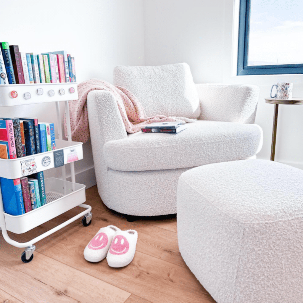 cozy reading nook chairs