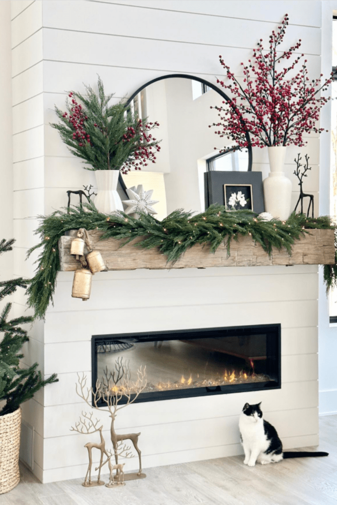 christmas mantle decor