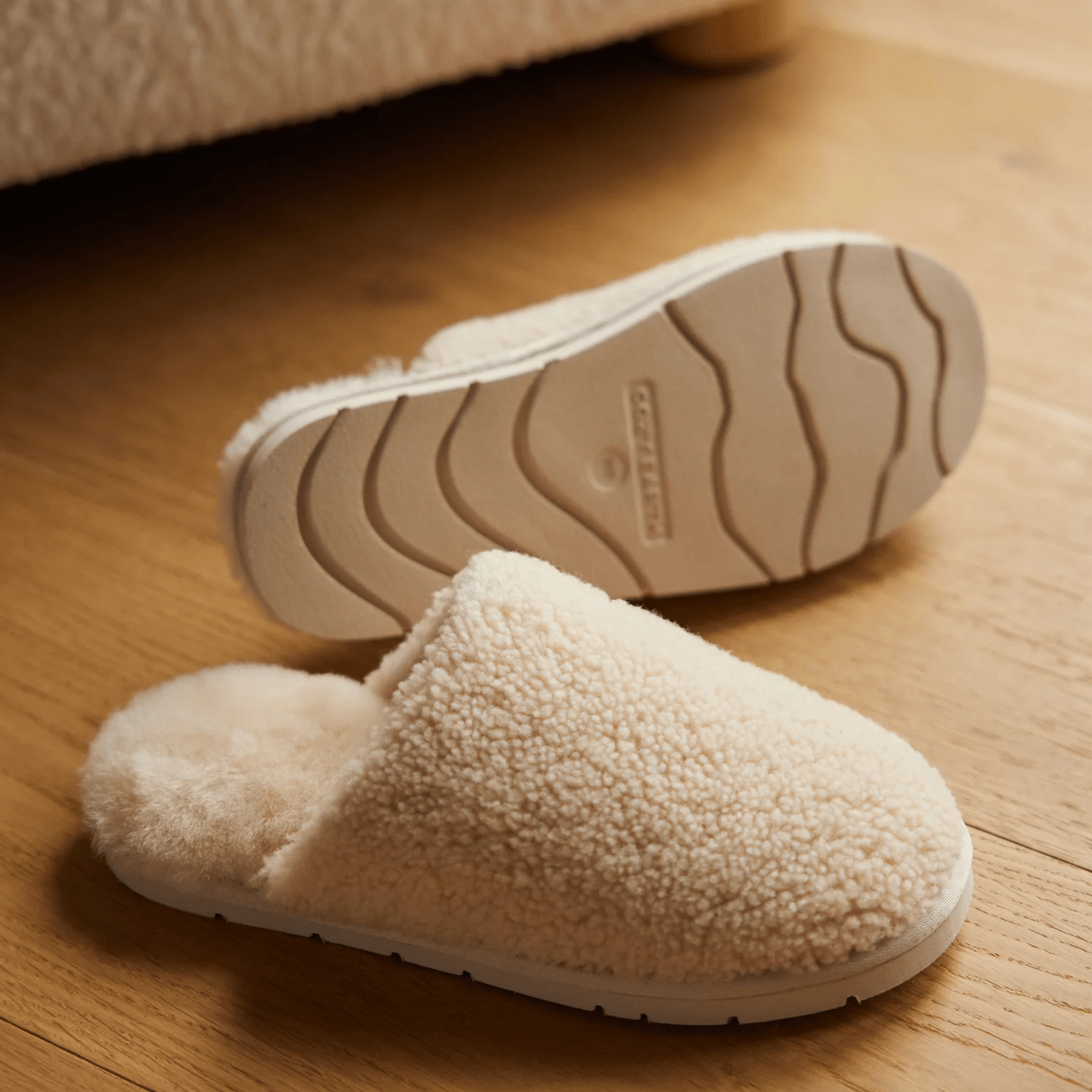 LP NATURAL WINTERCOZY WOOL WHITE SLIPPERS