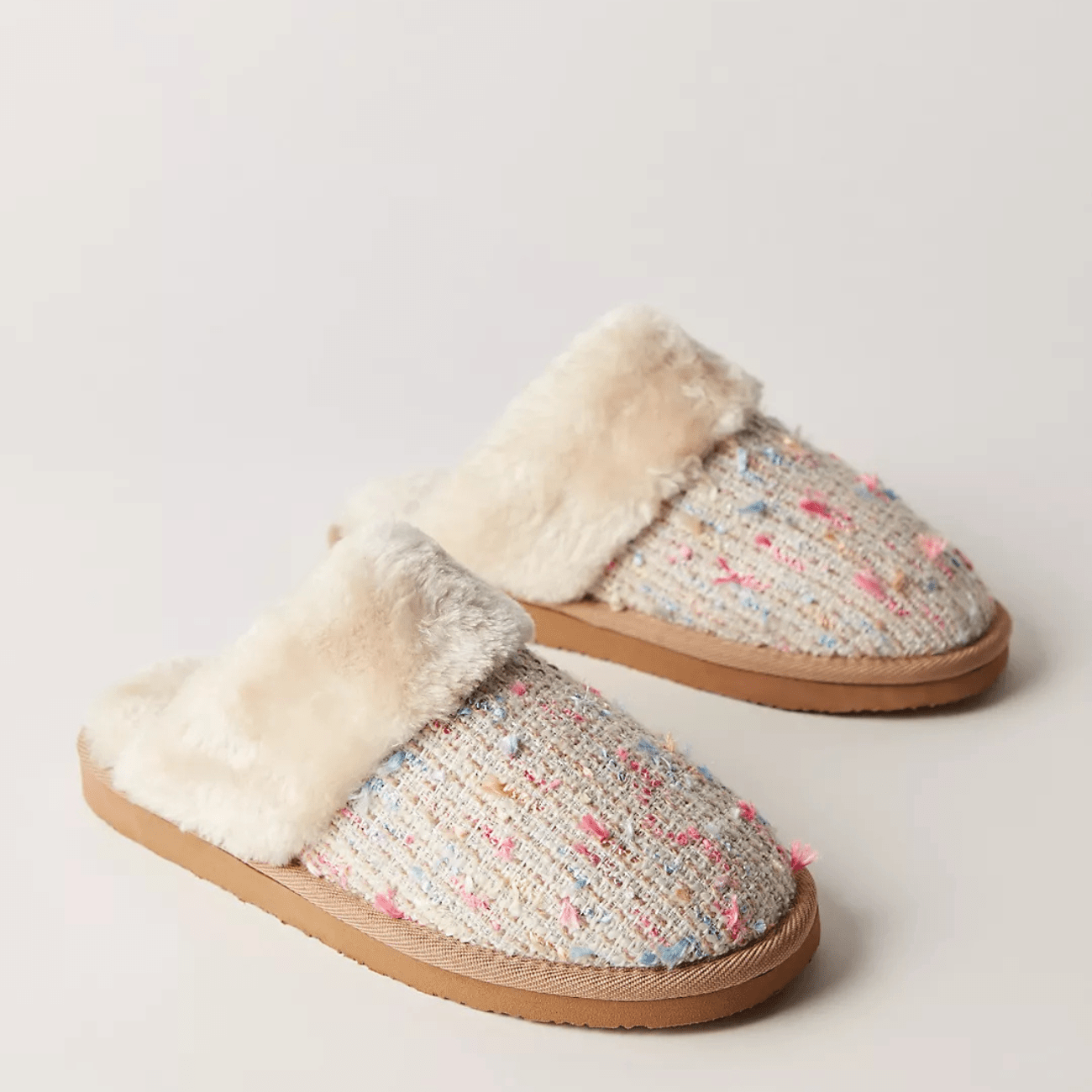 LP NATURAL WINTERCOZY WOOL WHITE SLIPPERS main image 1