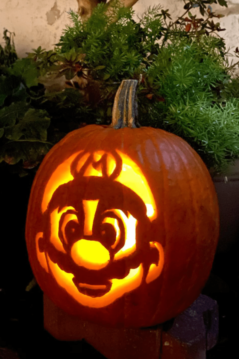 21 Creative Pumpkin Carving Ideas to Recreate for Spooky Season - Mozie