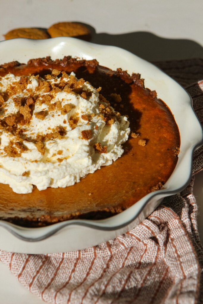 pumpkin pie with gingersnap crust