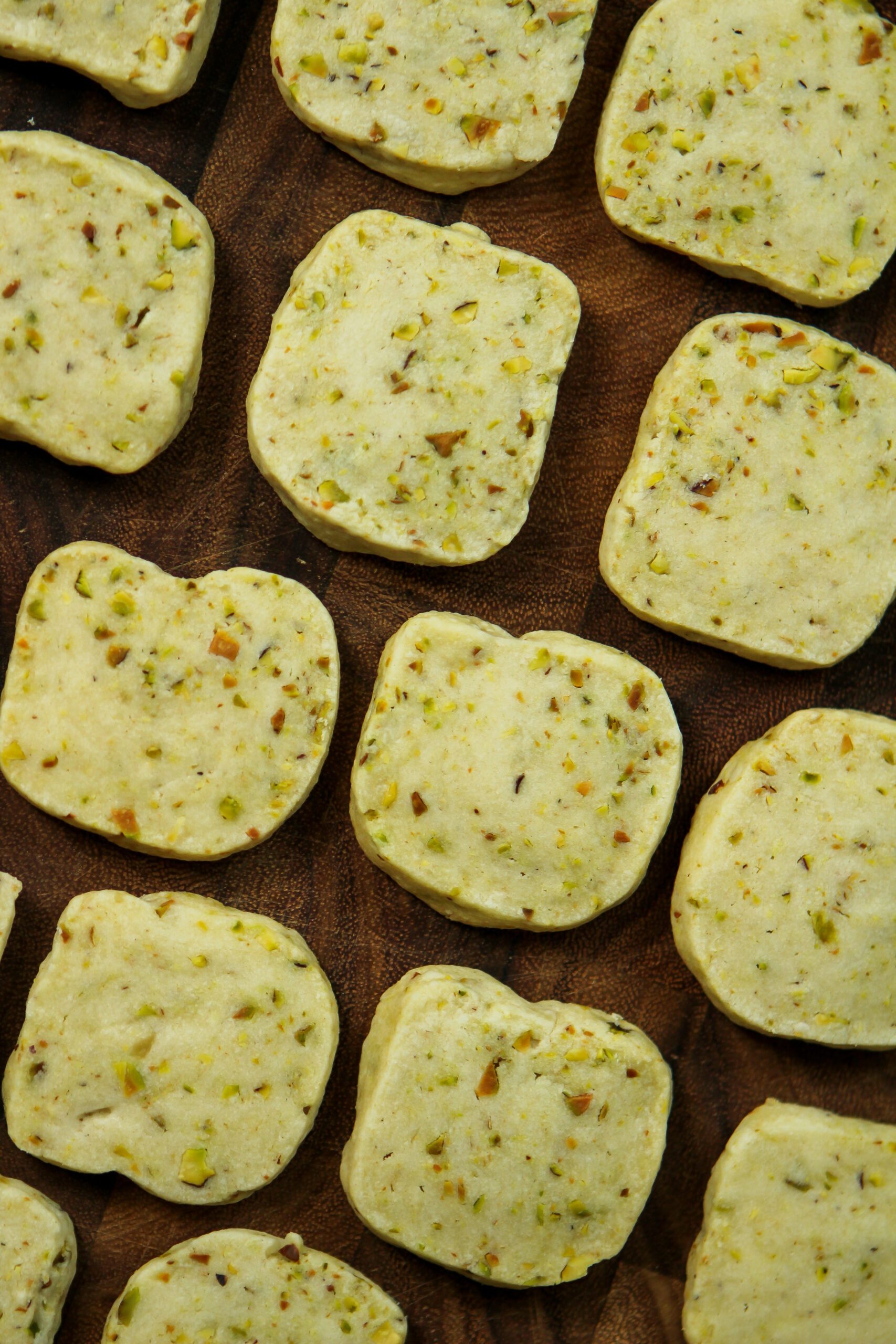 pistachio shortbread cookies