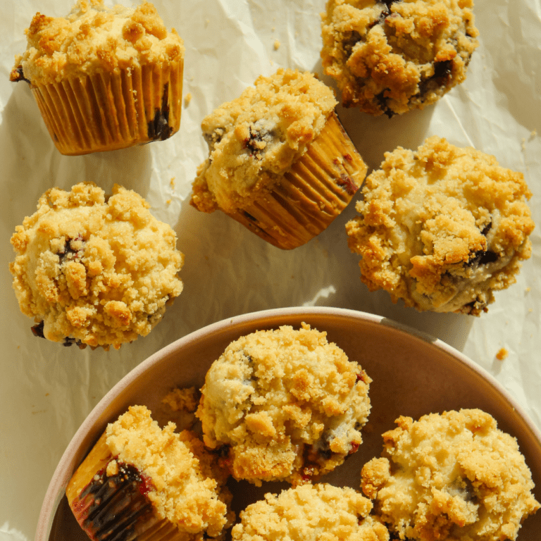 Bakery-Style Blueberry Streusel Muffins