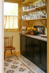 12 Gorgeous Vintage-Inspired Home Decor Ideas That Give Anything But