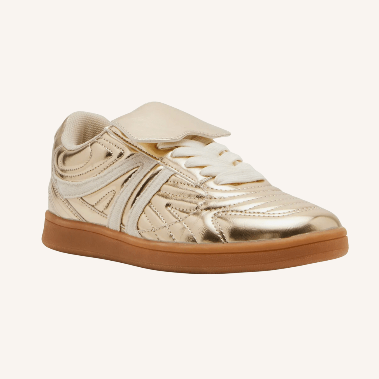 The Sneakers That Still Turn Heads in 2025