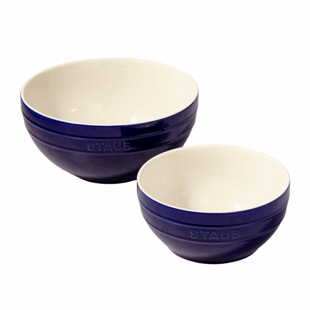 mixing bowls