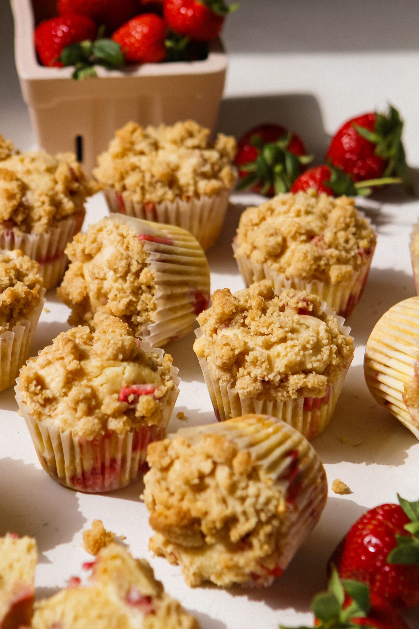 strawberries and cream muffins