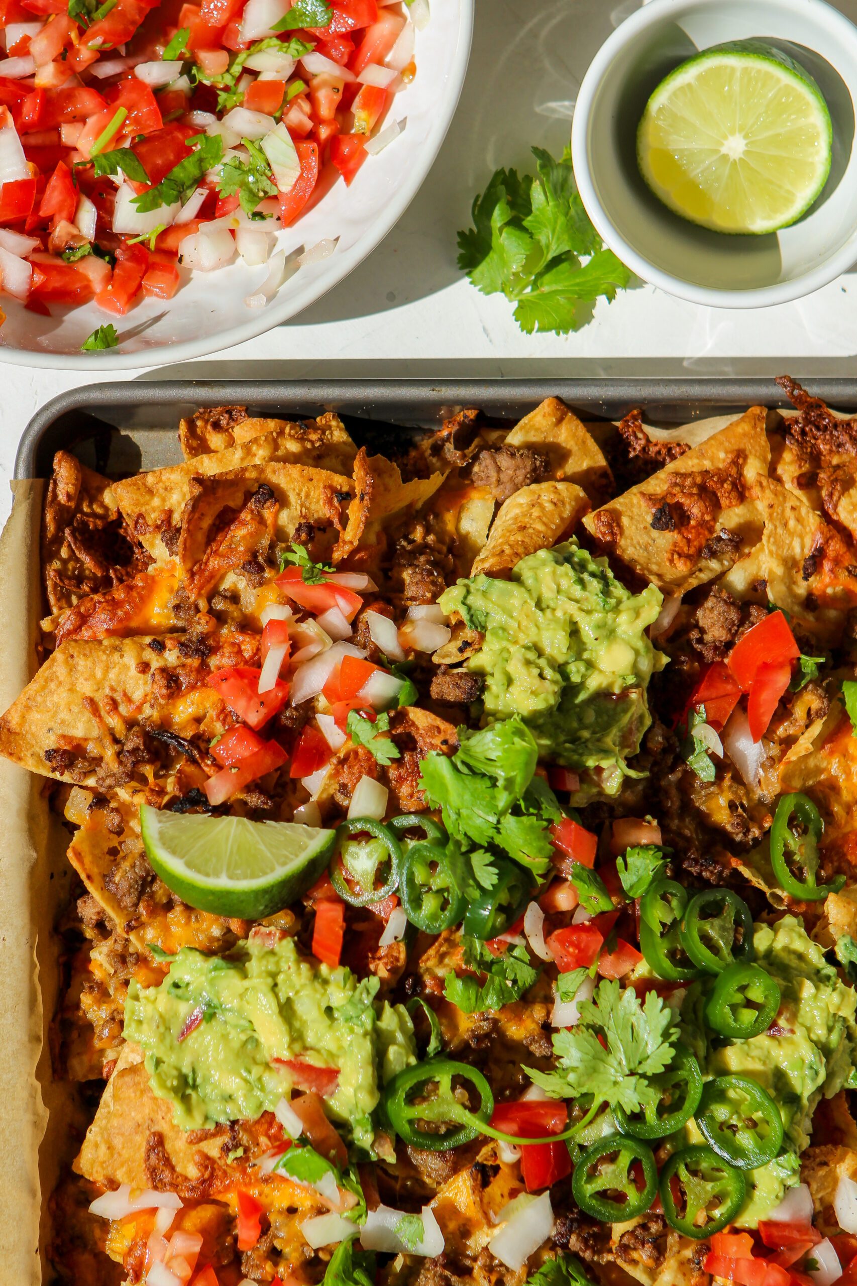 tex-mex sheet pan nachos