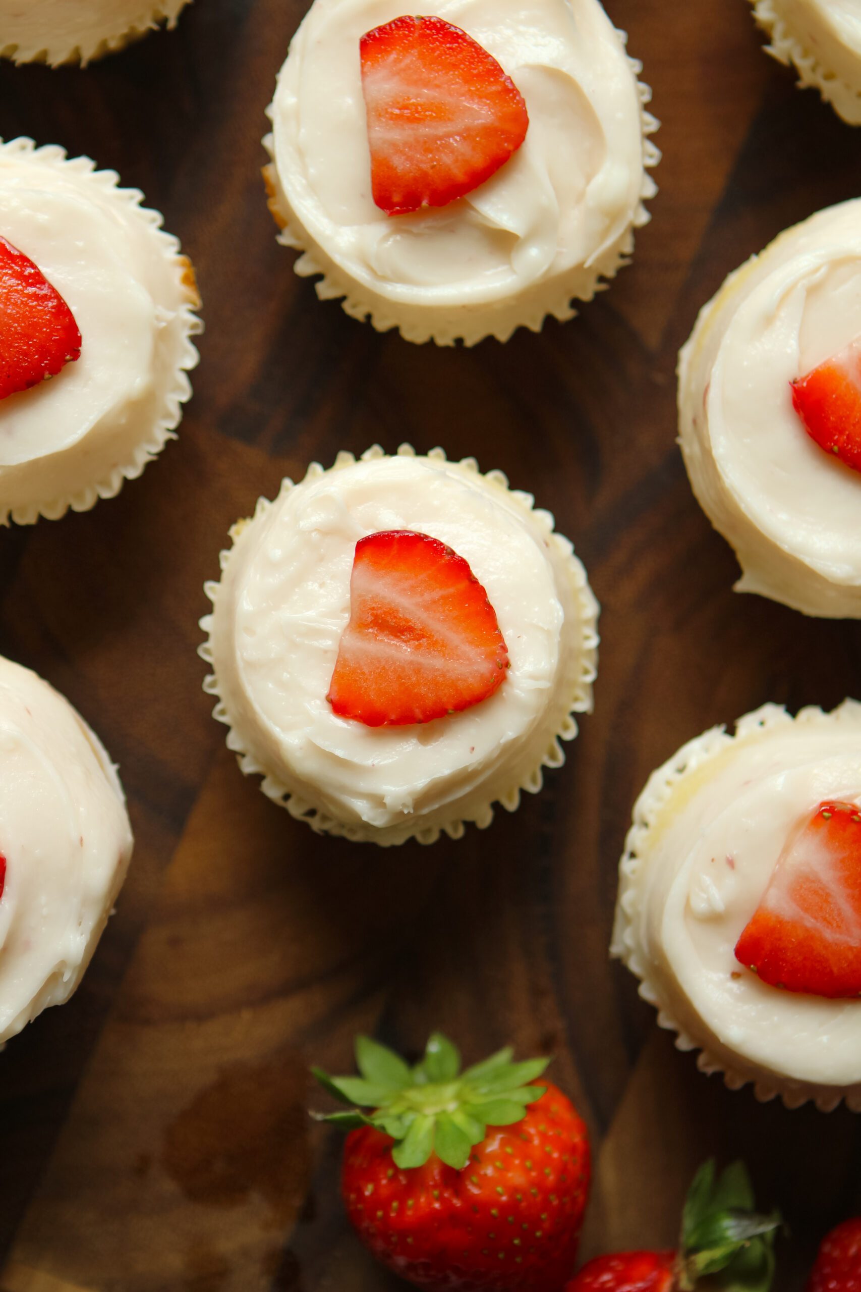 Strawberry Lemonade Cupcakes 