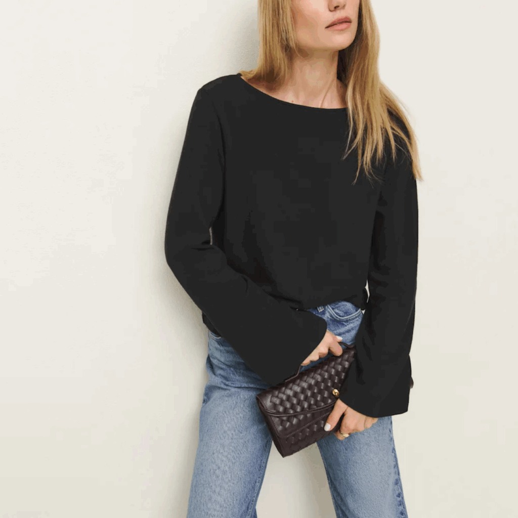 ways to wear baggy jeans