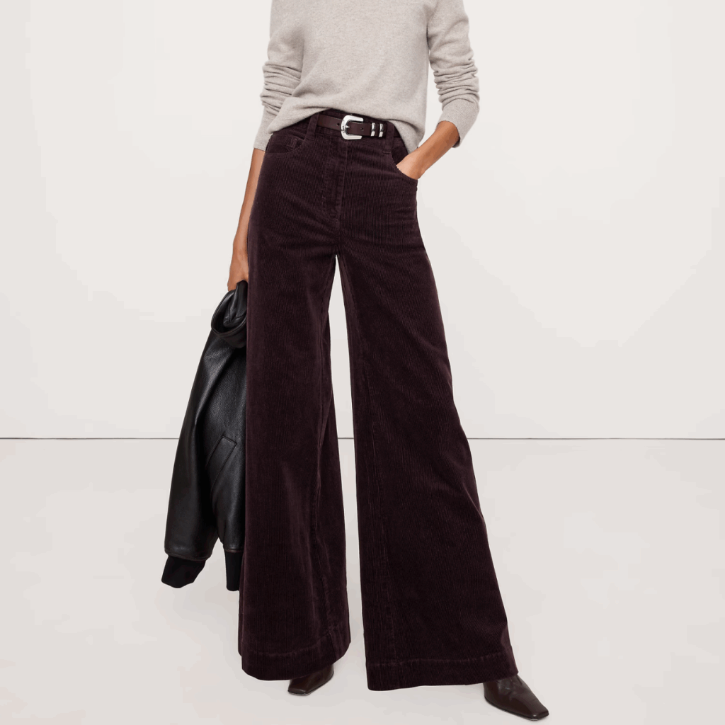 ways to wear baggy jeans
