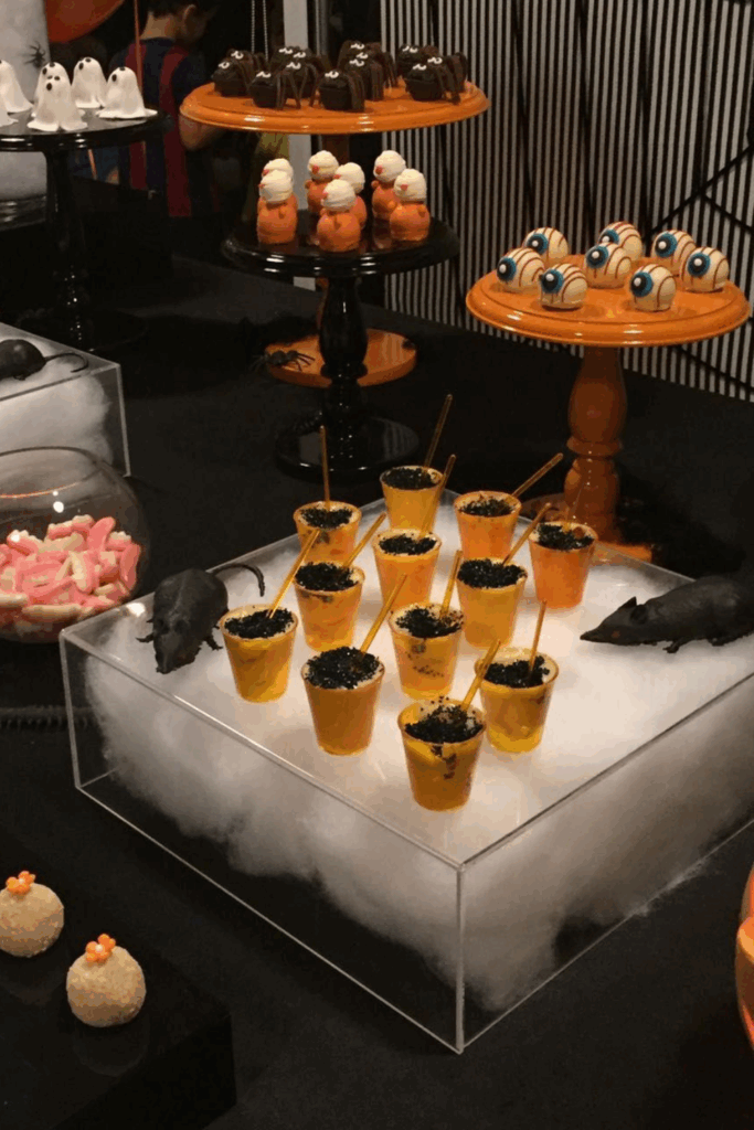 halloween party decor ideas