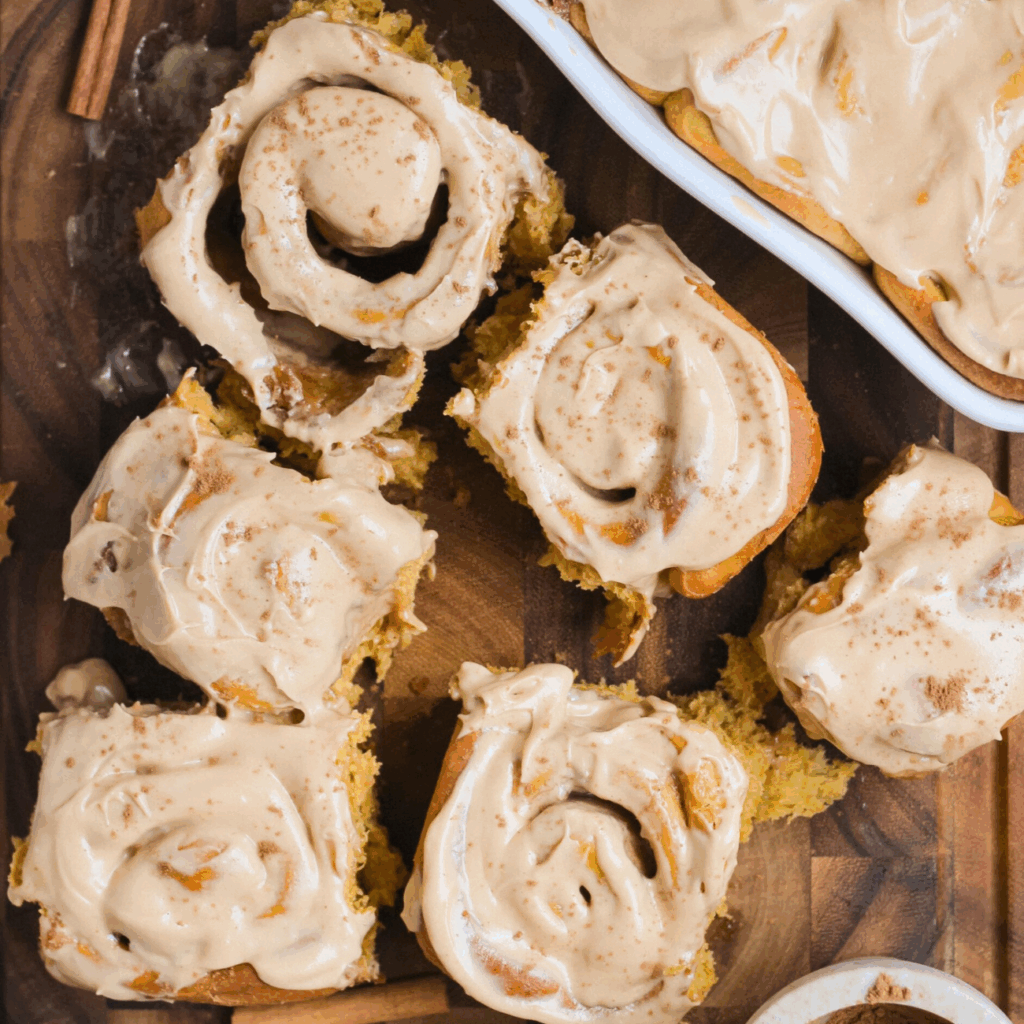 how to host a fall brunch