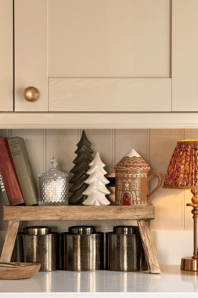 christmas kitchen counter decor ideas