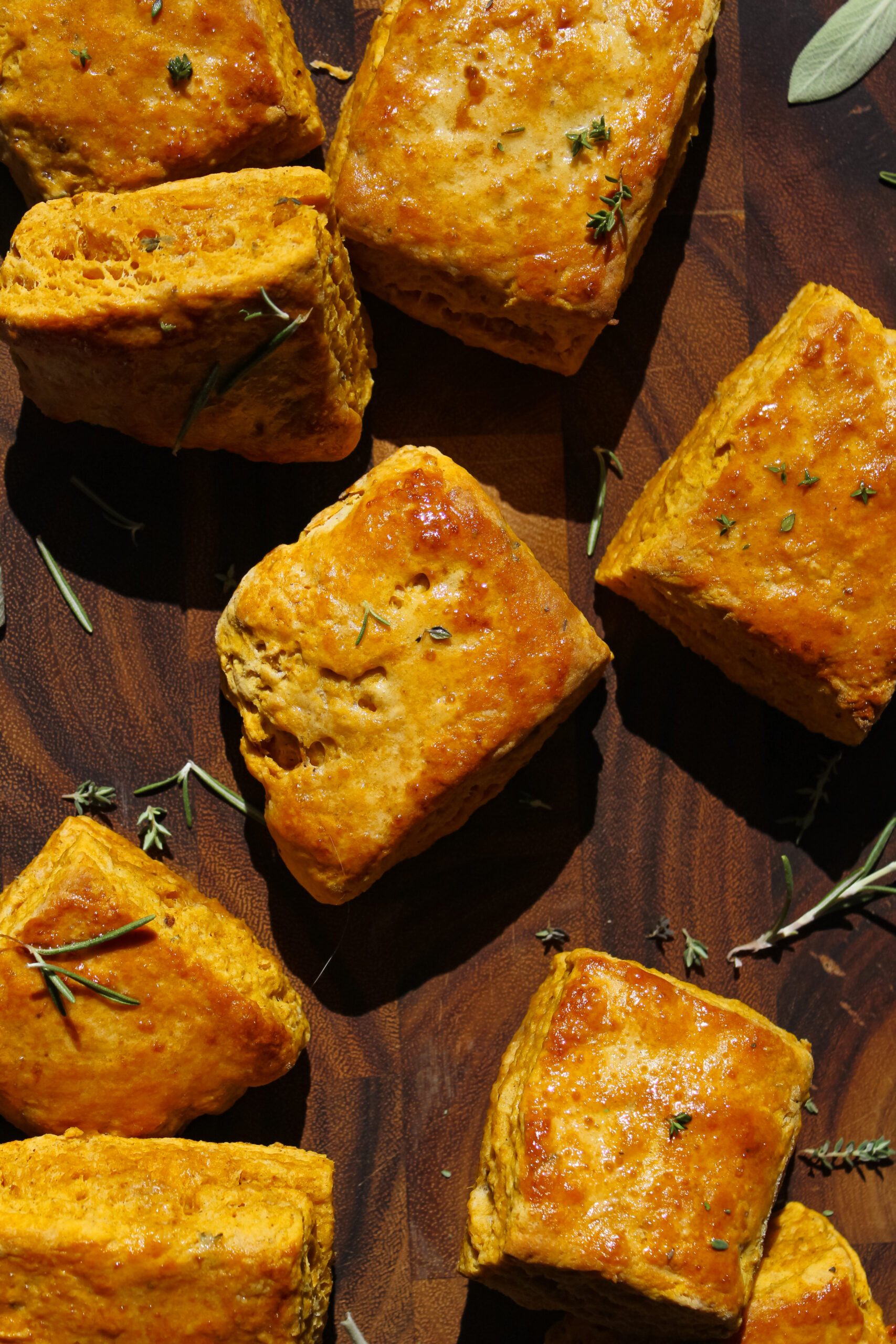 pumpkin buttermilk biscuits