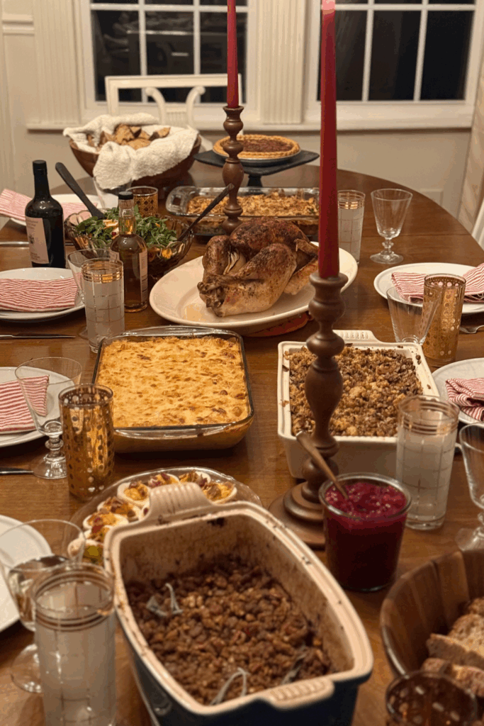 how to host a nostalgic thanksgiving