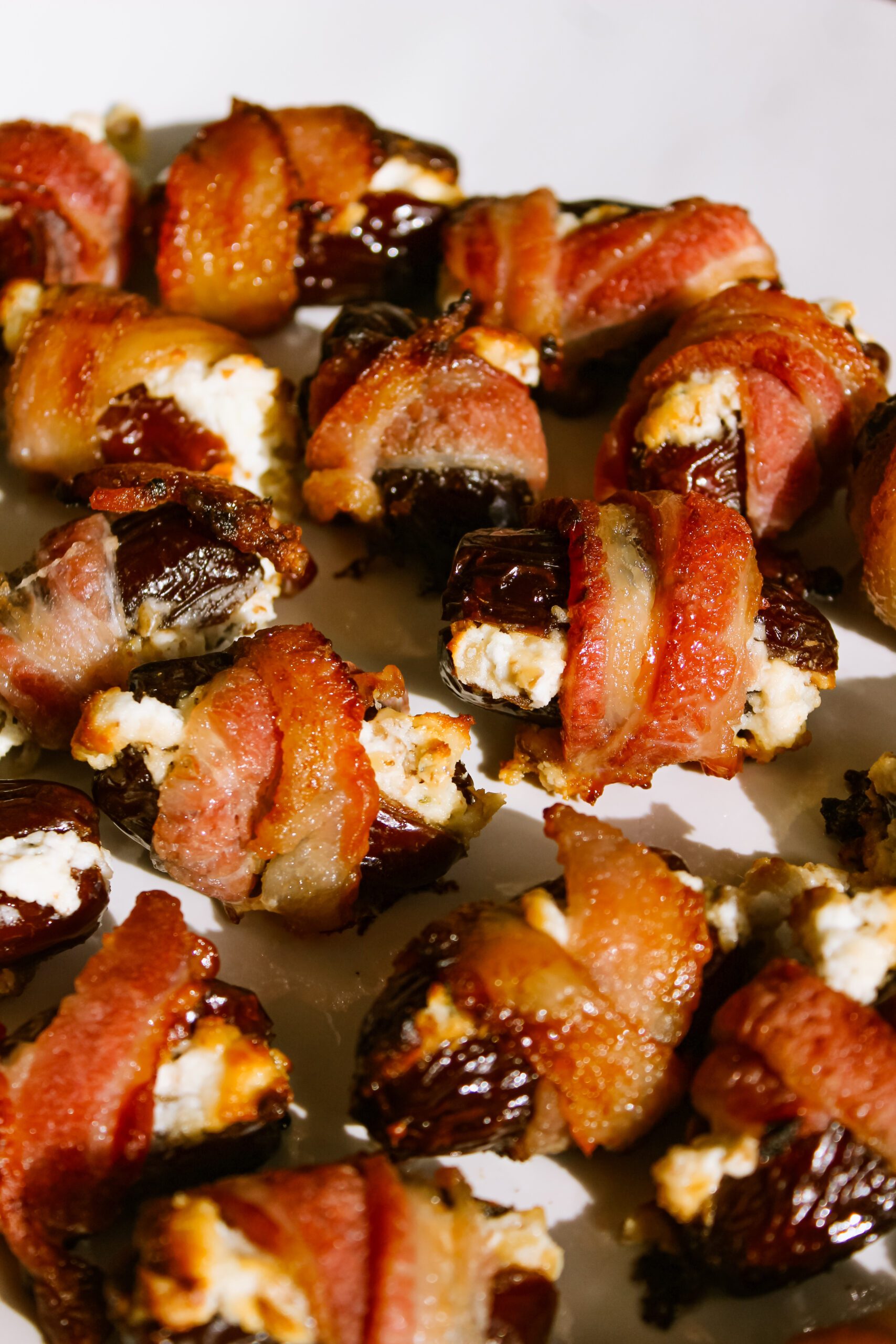 bacon-wrapped goat cheese stuffed dates