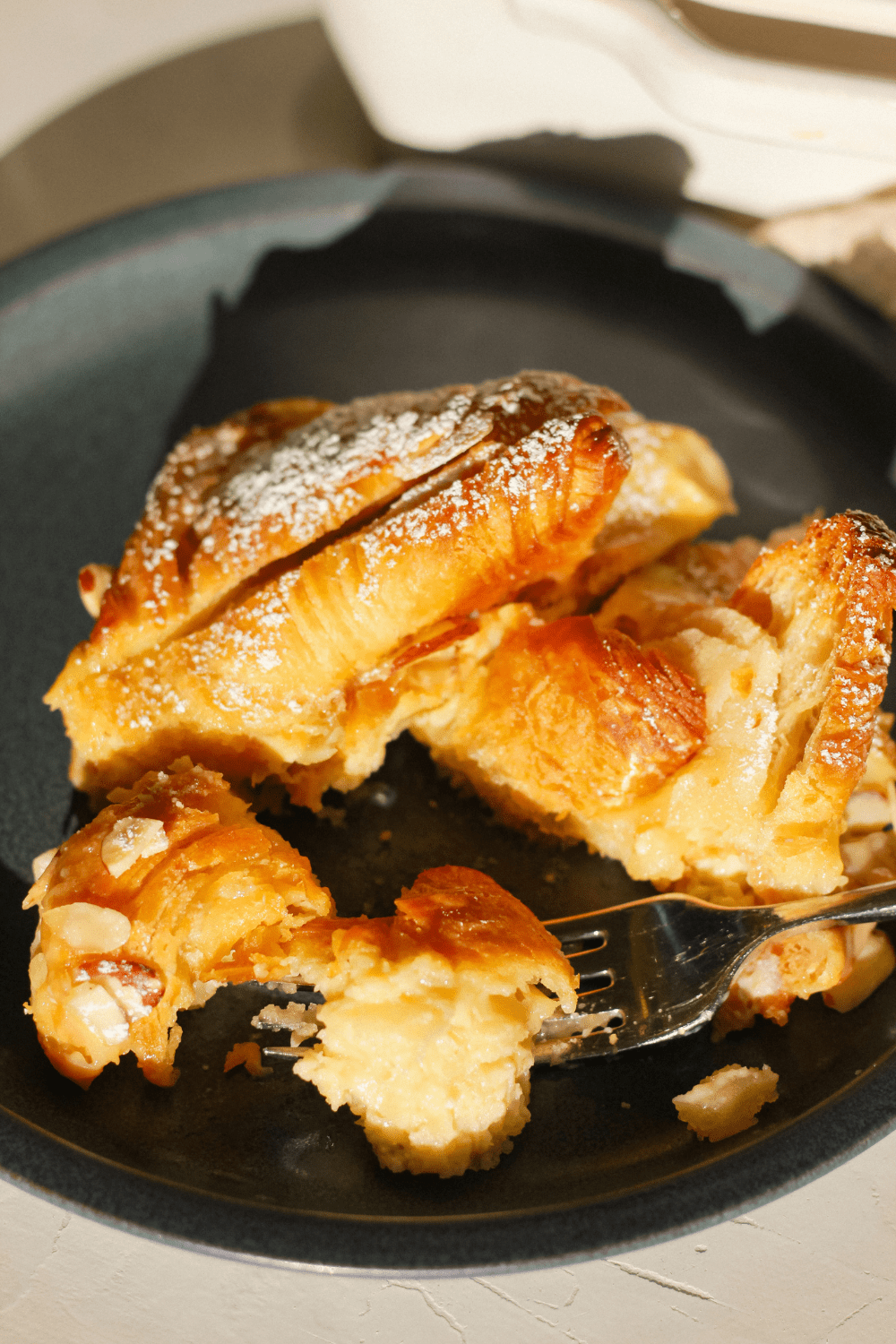 almond croissant breakfast casserole