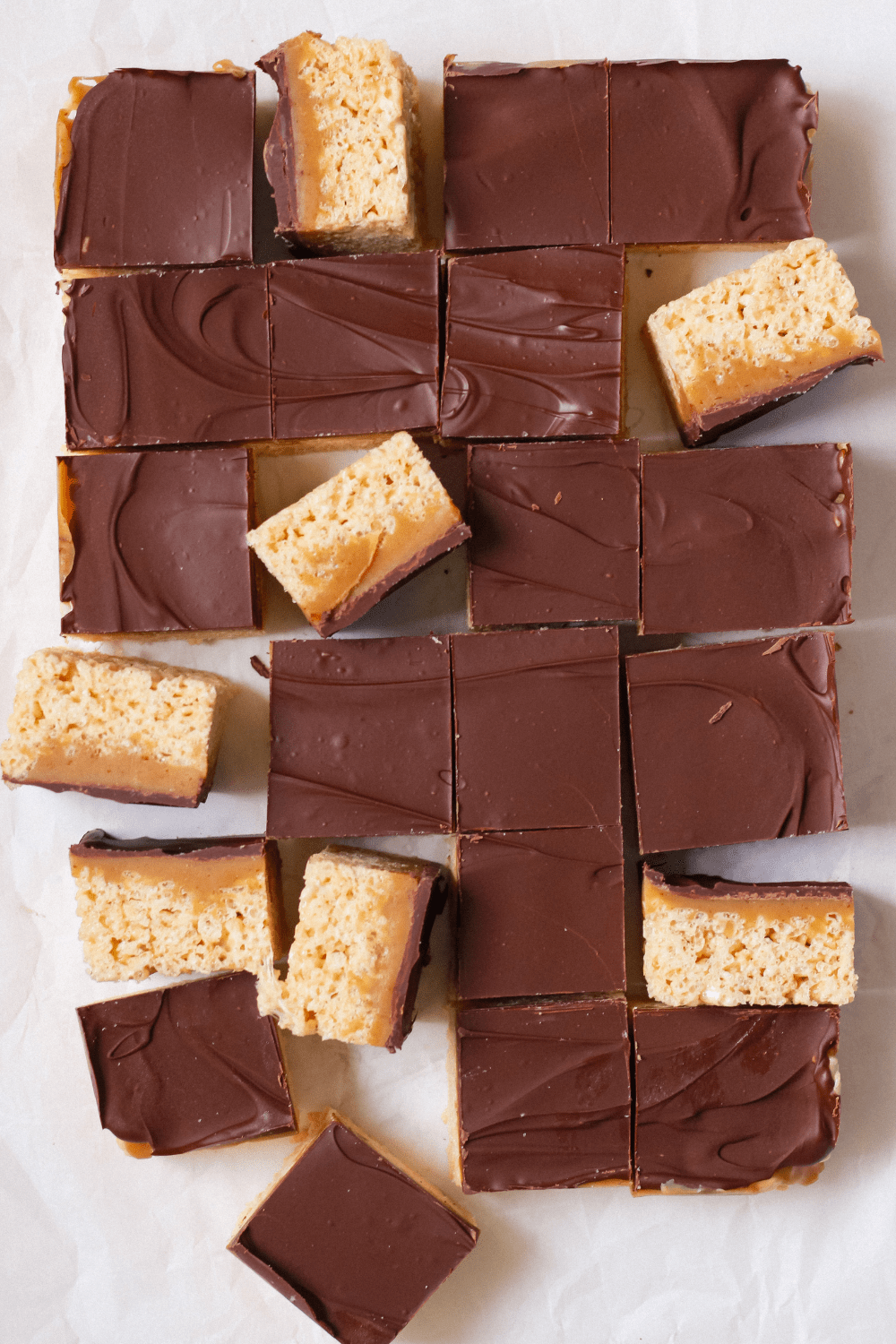 no-bake twix rice krispies treats