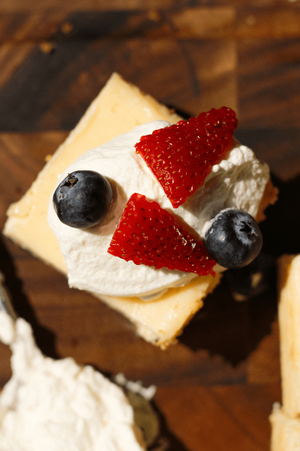 vanilla bean cheesecake bars