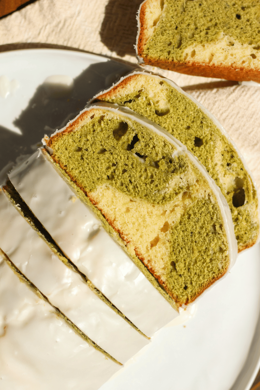 matcha marble loaf cake