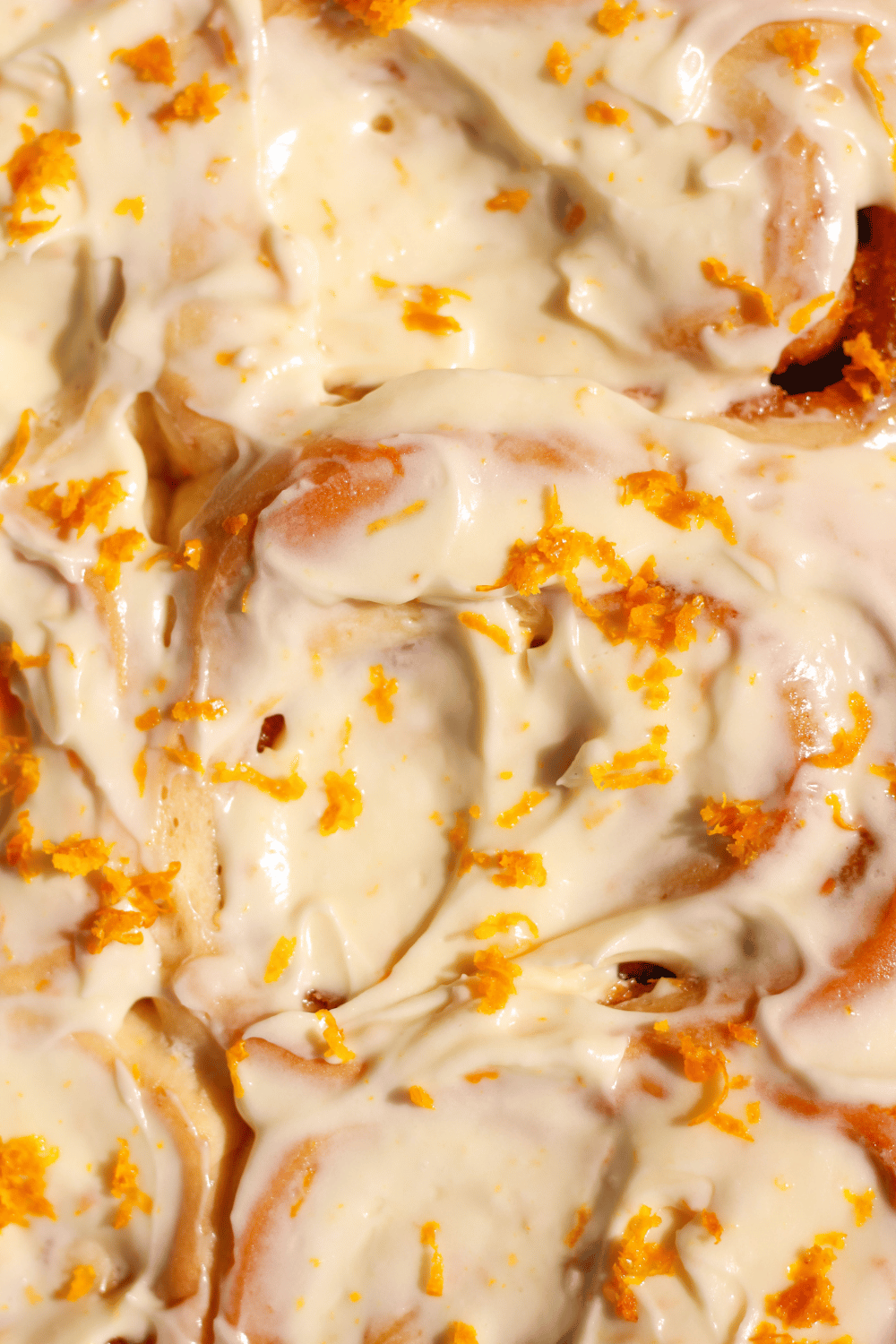 orange cinnamon rolls