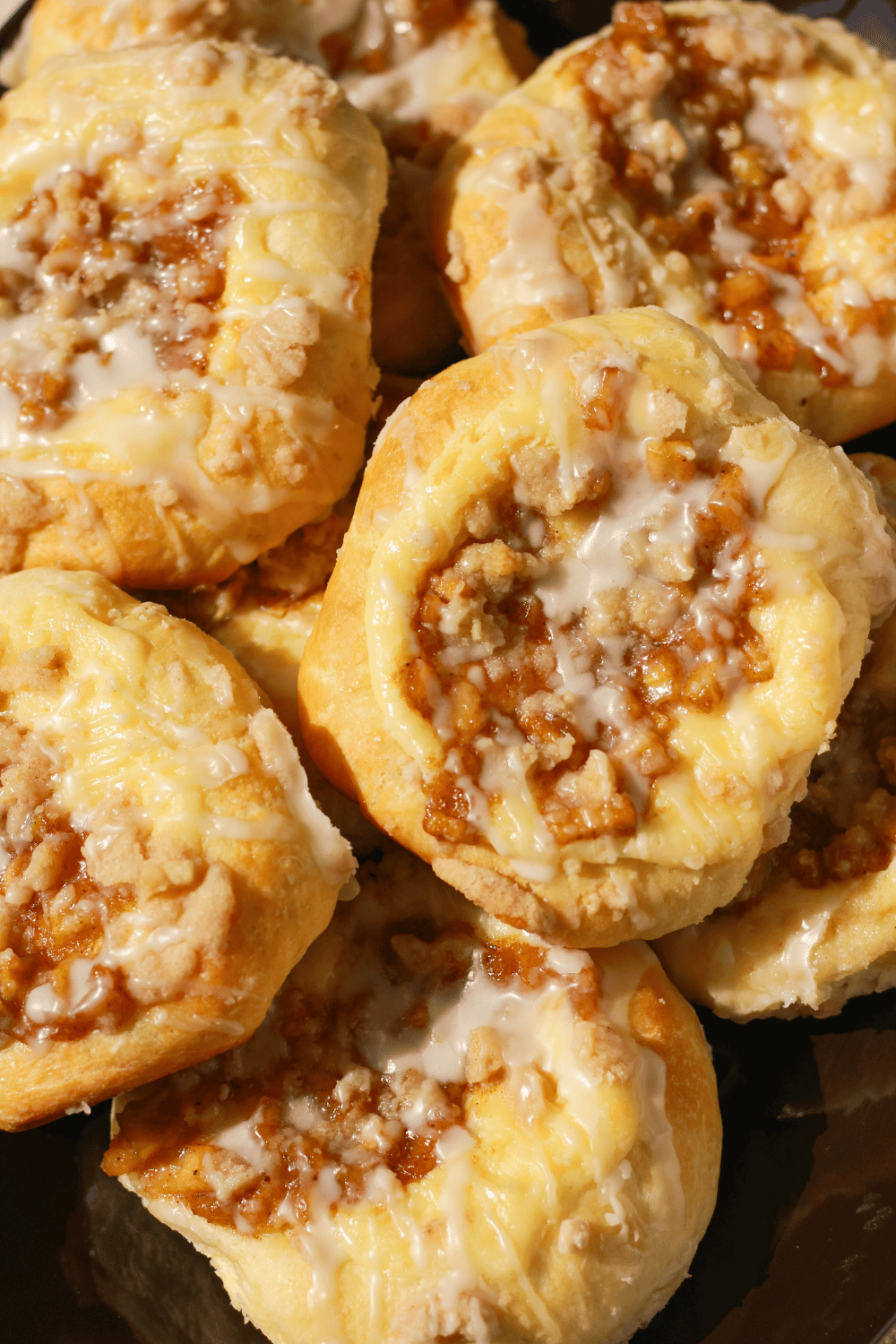 apple cream cheese kolaches