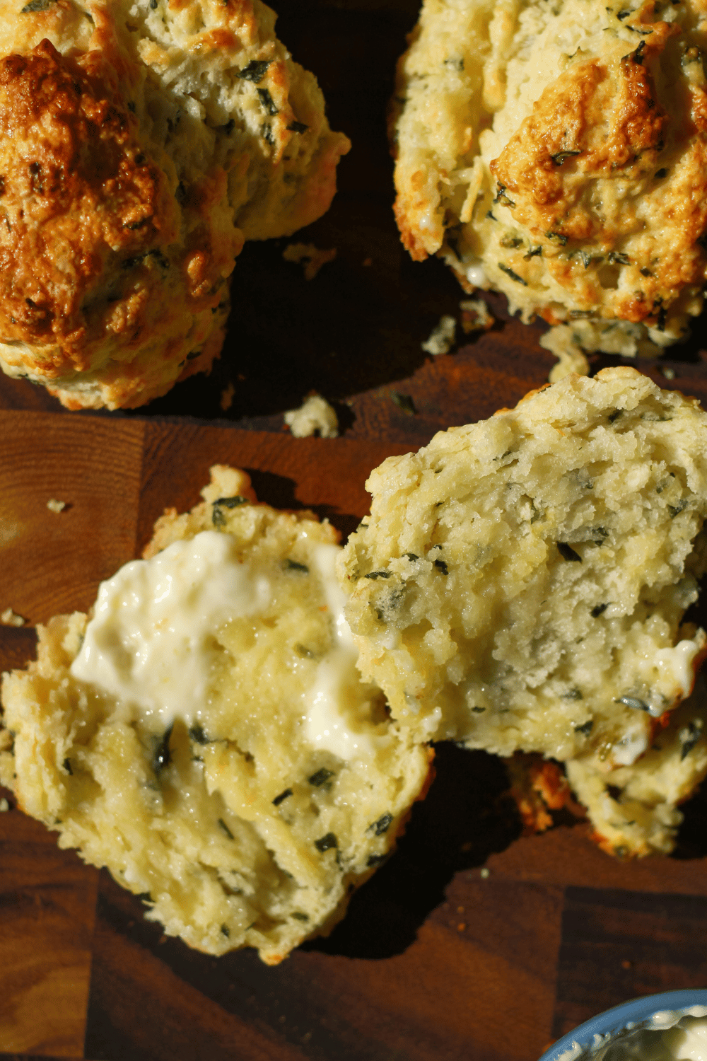 cathead biscuits